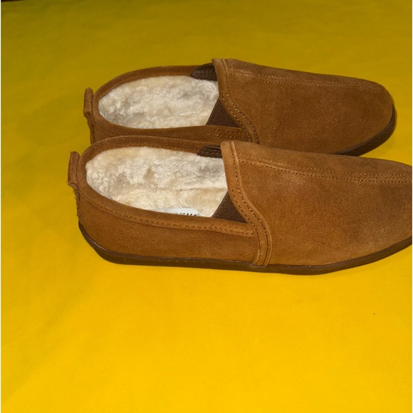 Minnetonka Men's SIZE 10 Pile-Lined Romeo Slipper - Picture 3 of 6